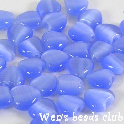 Cat's eye beads, hearts, Lt. Sapphire Blue, 6mm. 16".